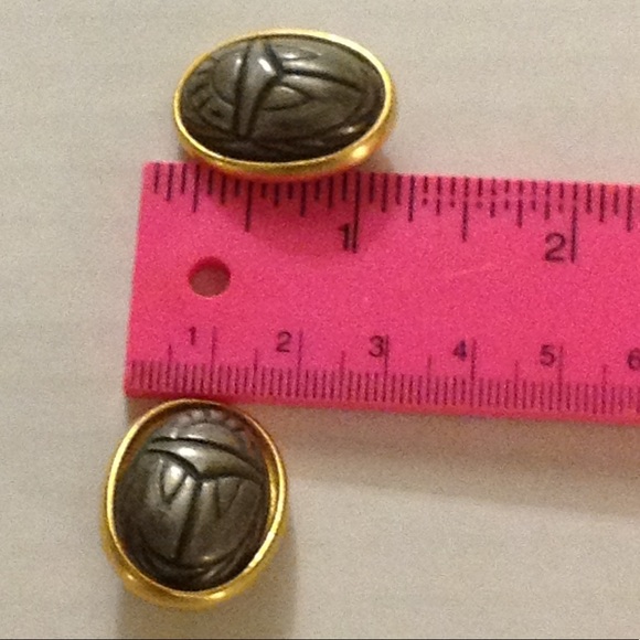 Ben Amun VTG Designer Scarab Clip Earrings - Picture 3 of 8